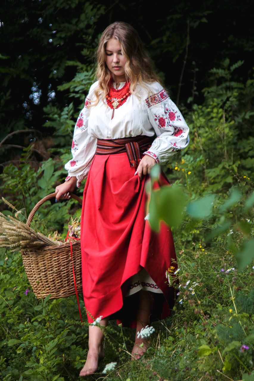 Slavic girls in Cypin